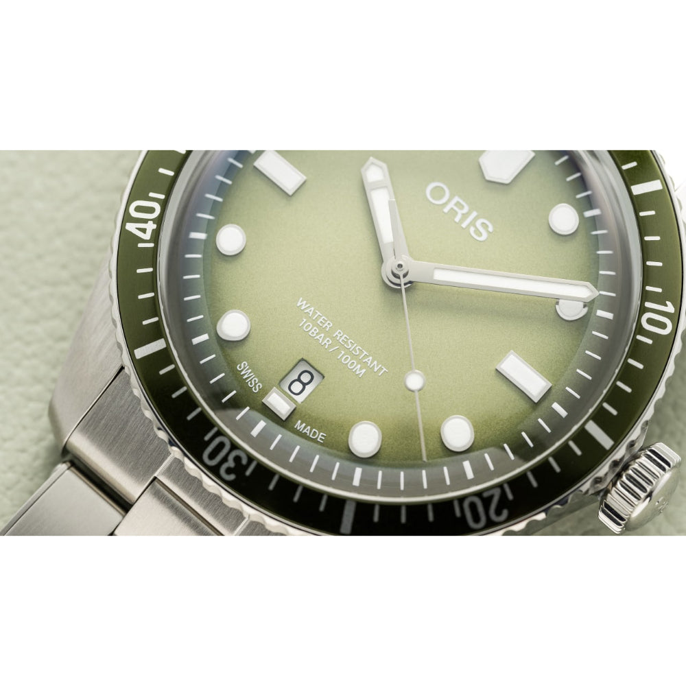 Divers Sixty-Five Date 40MM Watch