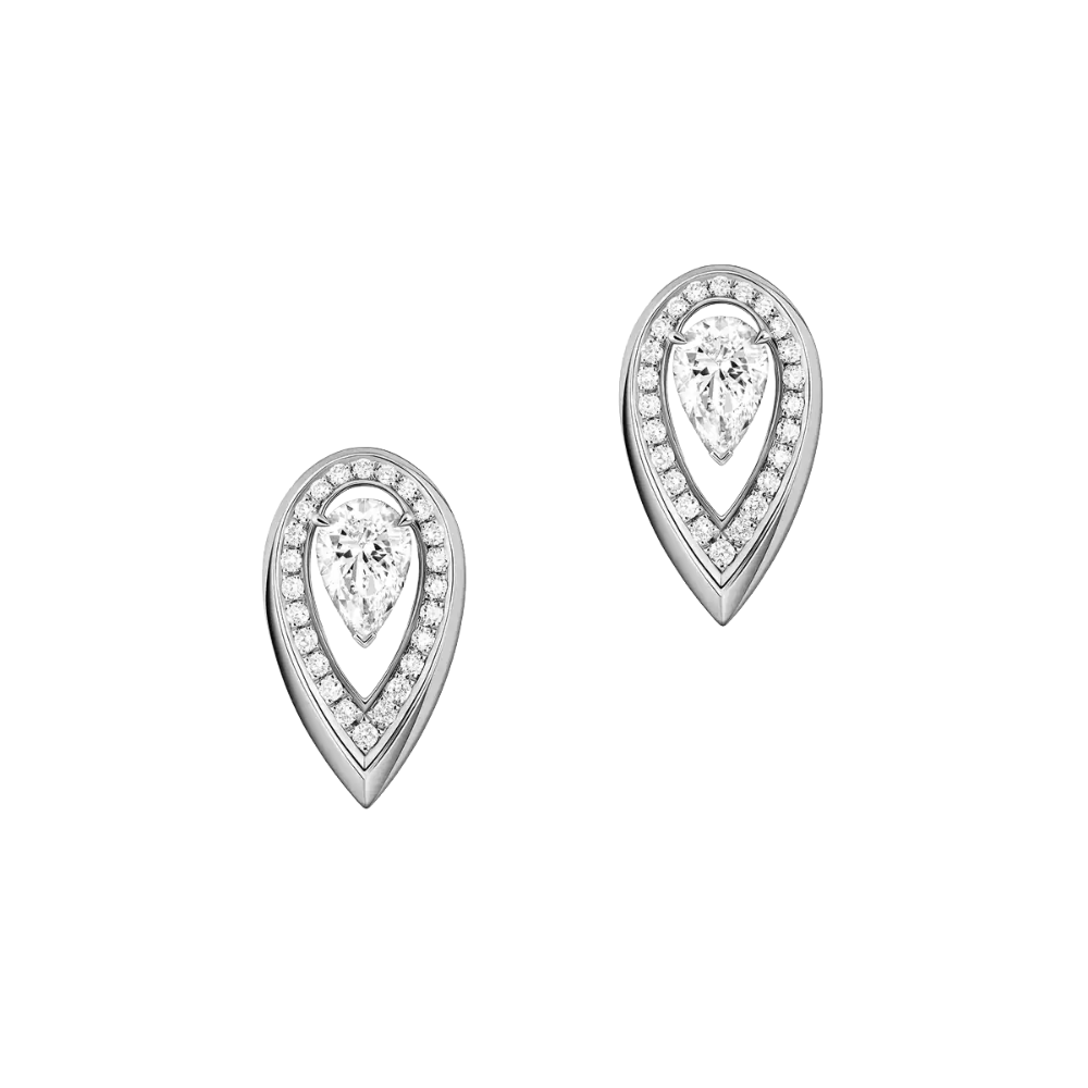 18K Gold Fiery Diamond Stud Earrings